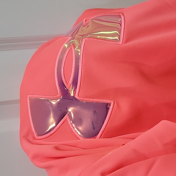 NWT Women's Under Armour hoodie - Picture 4 of 6